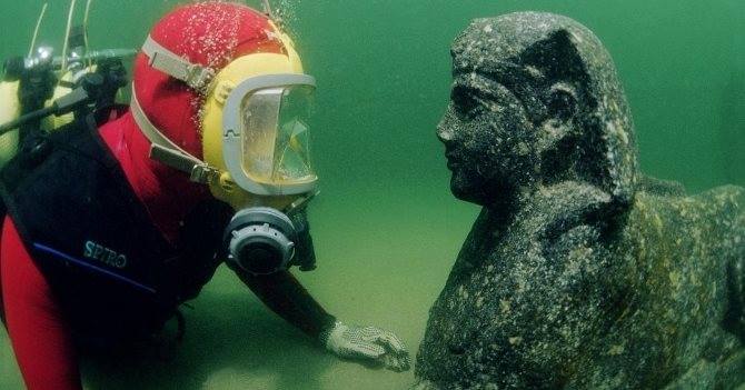 Diving Travelling